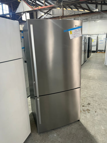 Second hand Westinghouse WBE5314SA 536L Stainless Steel Bottom Mount Fridge - Second Hand Appliances Geebung